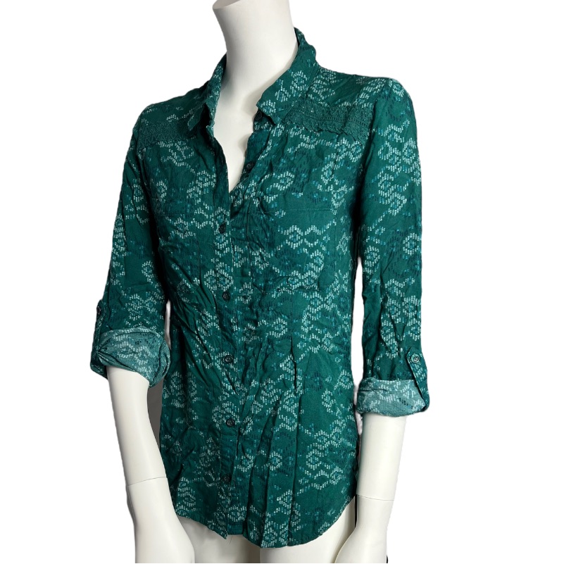 Mossimo Button Up Blouse